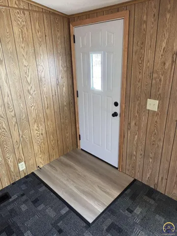 $105,000 | 502 Vine Street, Cottonwood Falls, KS 66845