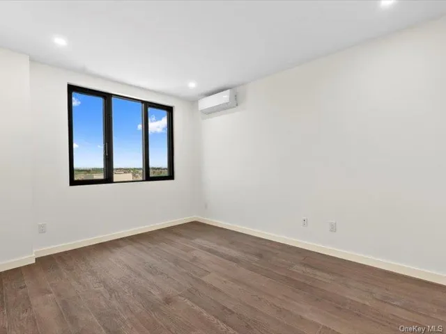 $679,250 | 124-28 Queens Boulevard, Unit 9D | Kew Gardens