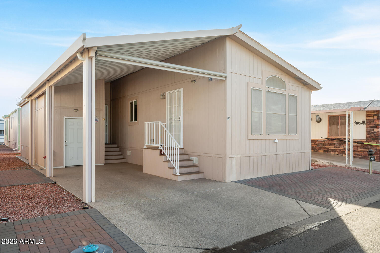 17200 West Bell Road, Unit 1658 Surprise, AZ 85374 - Photo 3 of 36 002-004-BV3A7843-1500x1000
