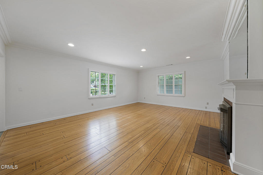 2490 Lorain Road San Marino, CA 91108 - Photo 7 of 52 Living Room