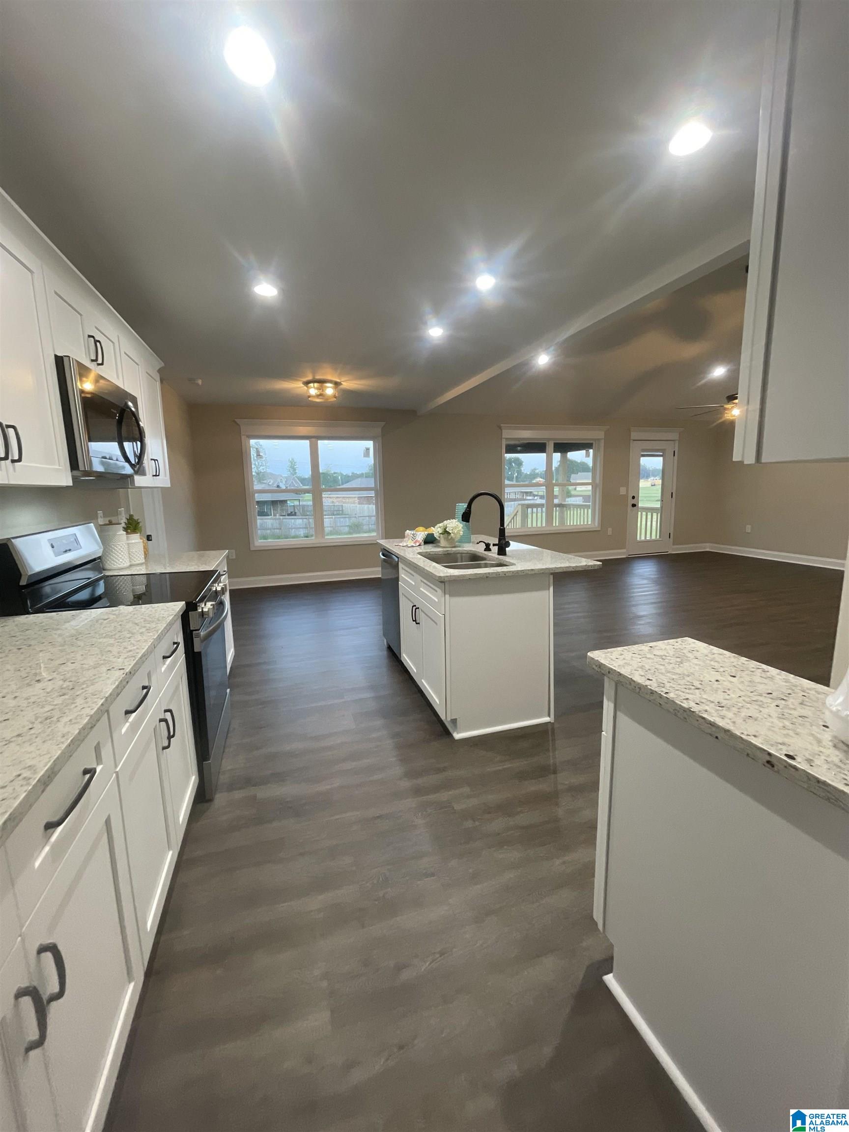 950 County Road 733 Clanton, AL 35045 - Photo 6 of 29