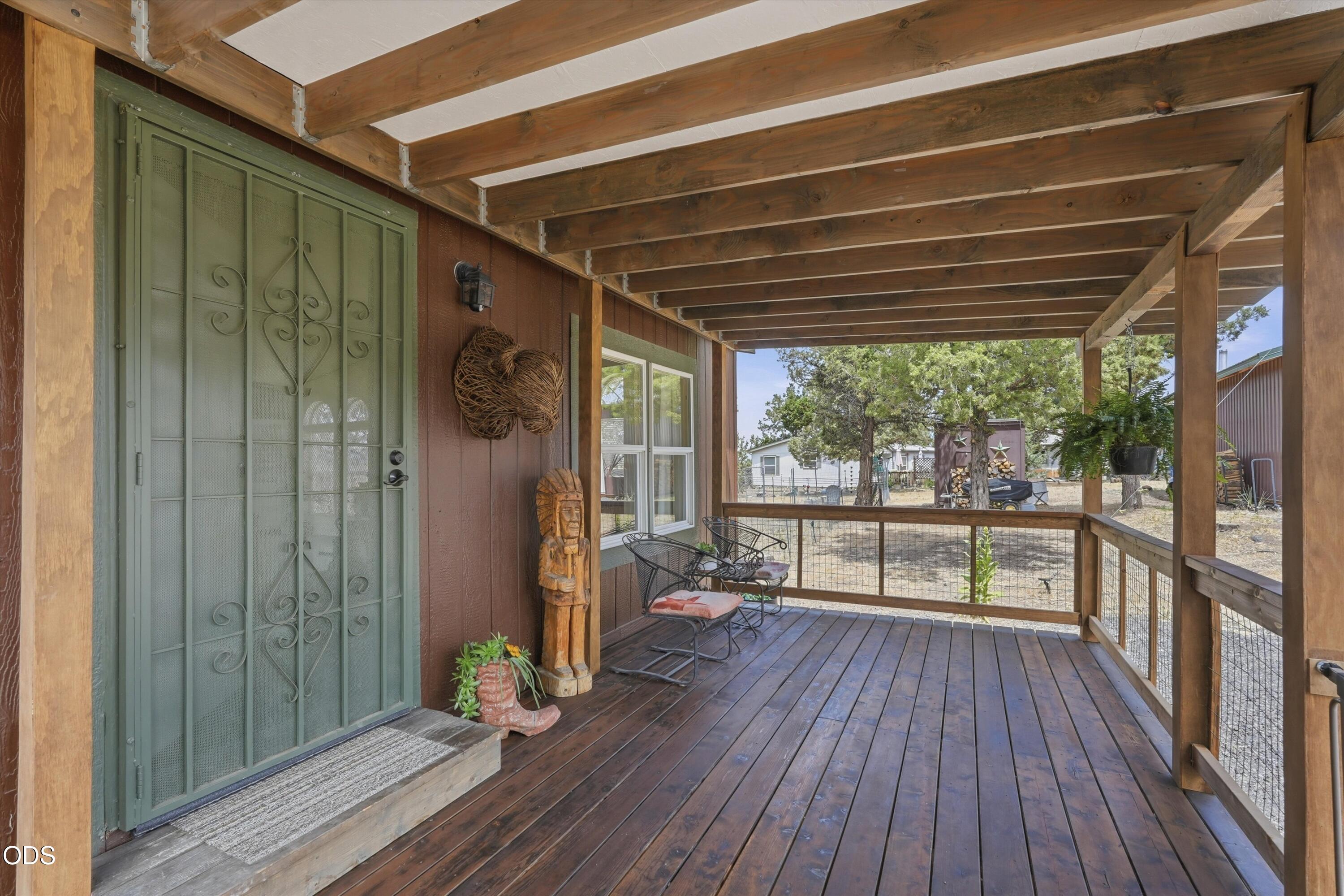 10711 Southwest Shad Road Terrebonne, OR 97760 - Photo 20 of 33