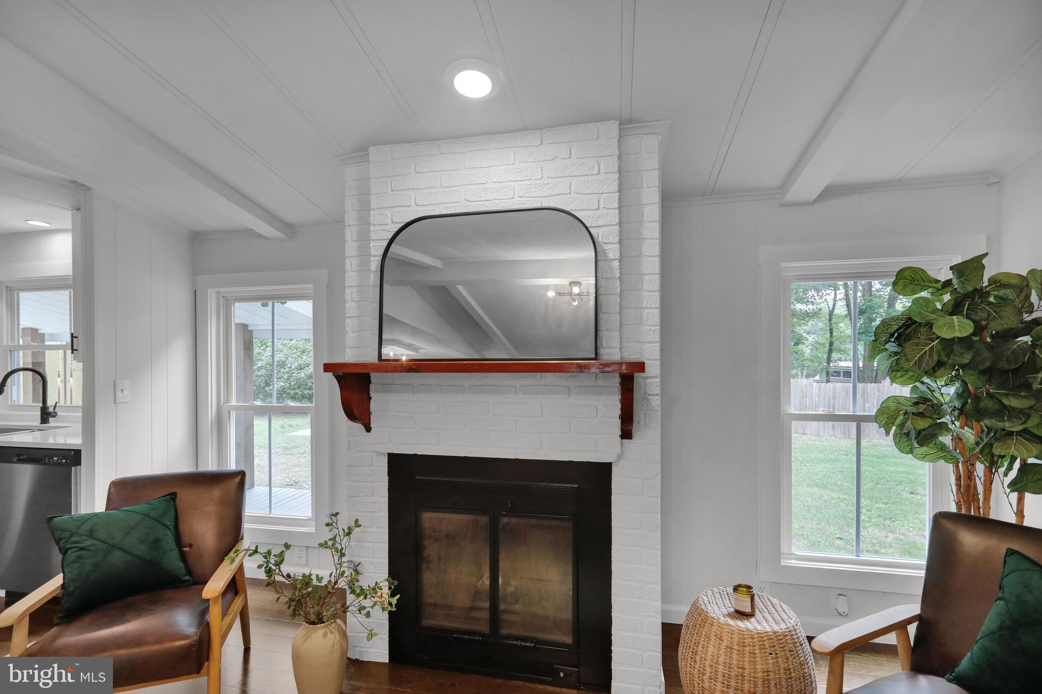 749 Schwanger Road Elizabethtown, PA 17022 - Photo 4 of 36 Gallery Image 4