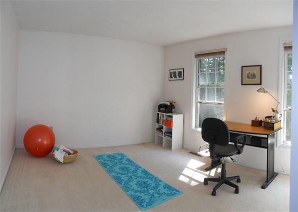 487 Old Farm Road Amherst, MA 01002 - Photo 17 of 21 Gallery Image 17