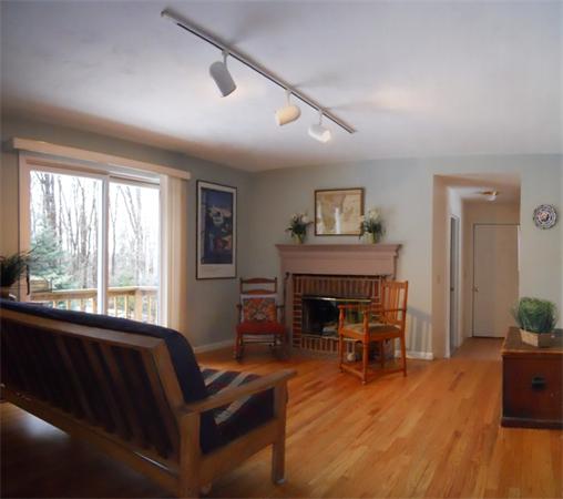 487 Old Farm Road Amherst, MA 01002 - Photo 10 of 21 Gallery Image 10
