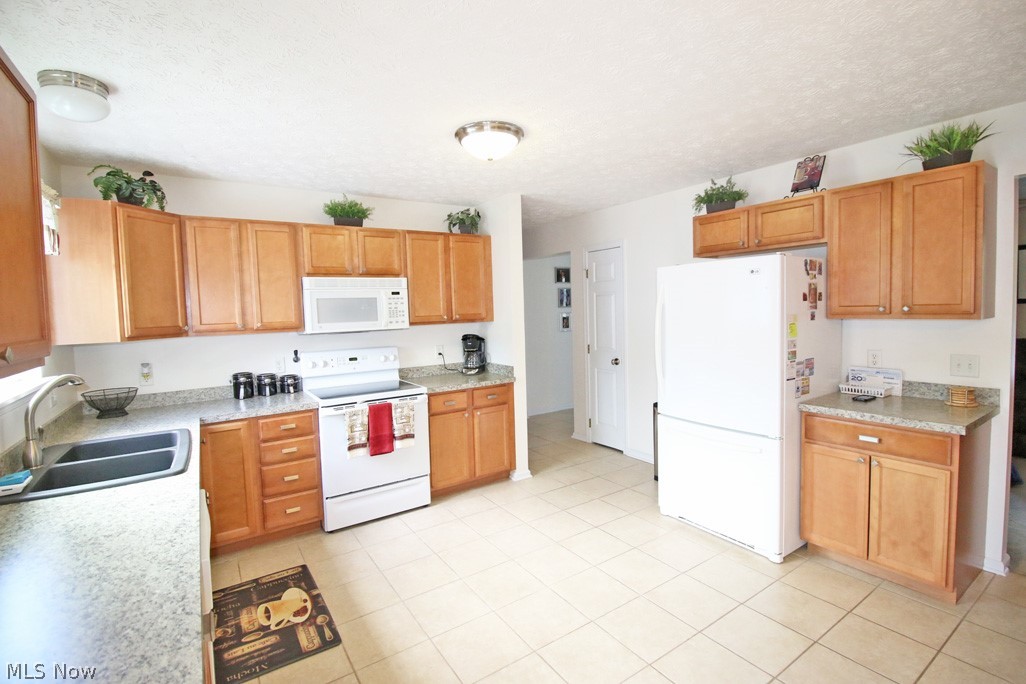 3997 Vira Road Stow, OH 44224 - Photo 4 of 21