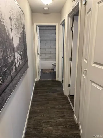 $1,250 | 3854 Folsom Avenue, Unit 1F, St. Louis, MO 63110