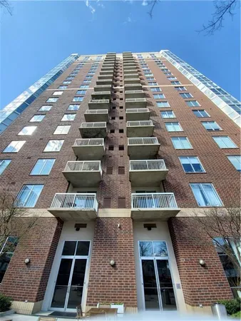 $2,350 | 285 Centennial Olympic Park Drive Northwest, Unit 905, Atlanta, GA 30313