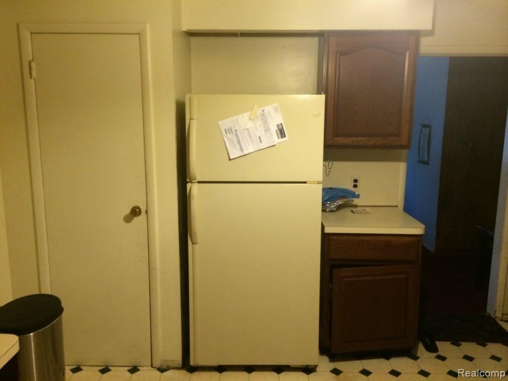 26144 Andover Street Inkster, MI 48141 - Photo 11 of 21 IMG_1641.jpg