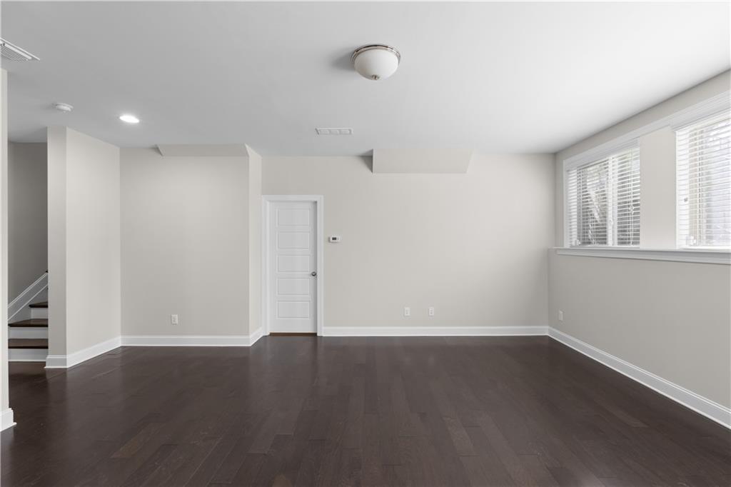 1833 Hislop Lane Atlanta, GA 30345 - Photo 33 of 39