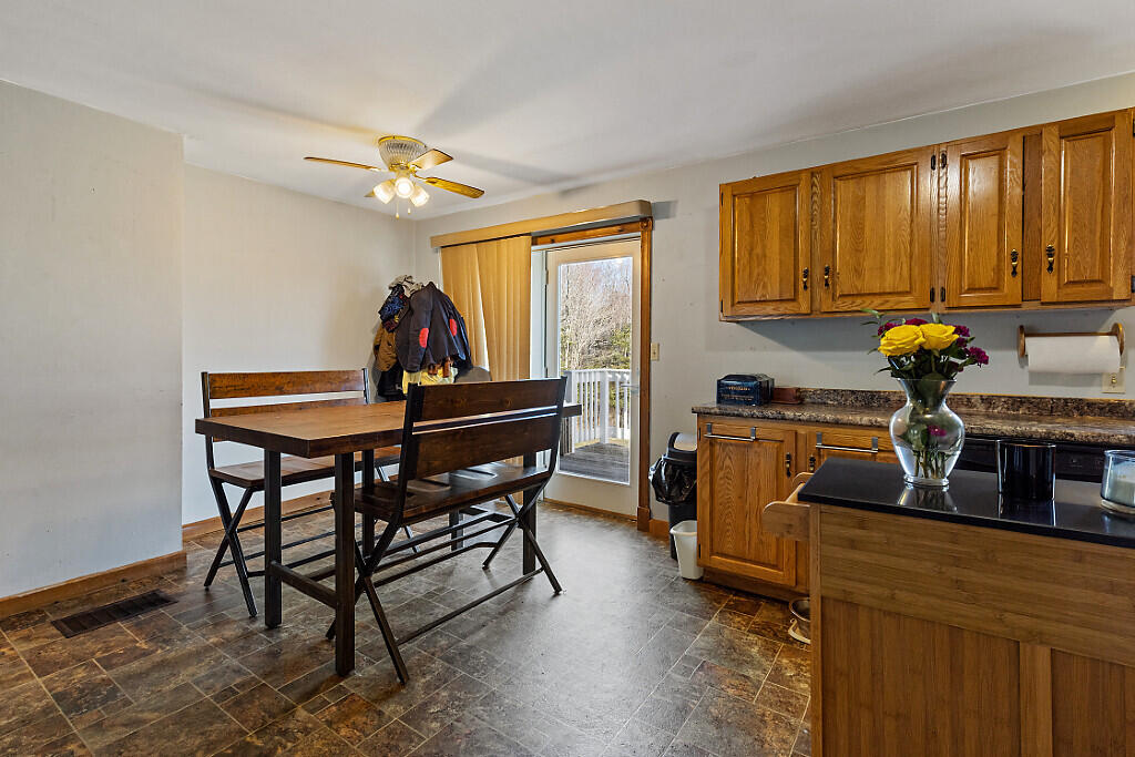 264 Belgrade Road Oakland, ME 04963 - Photo 10 of 53 1000008980