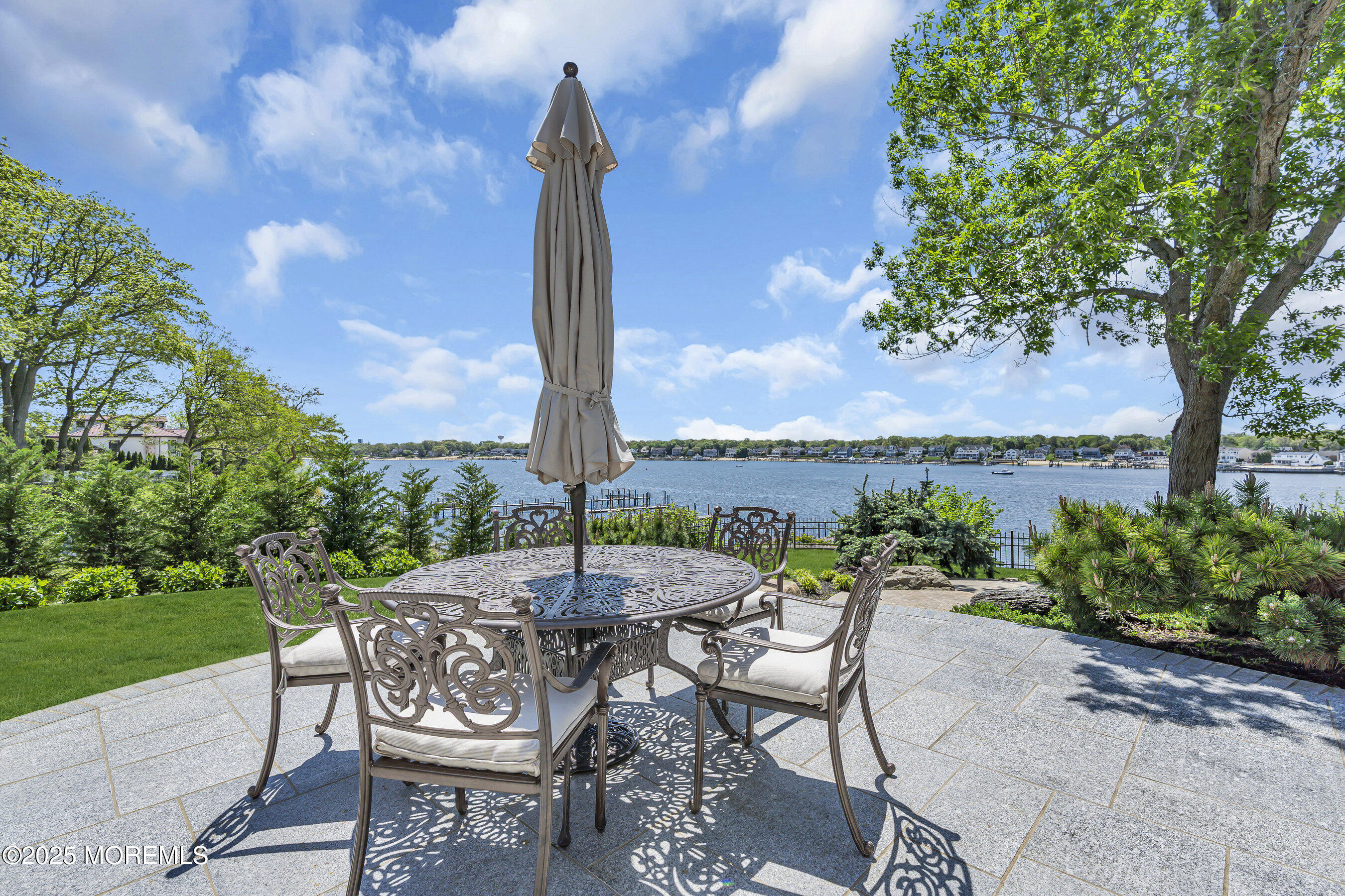 1015 Forrest Road Brielle, NJ 08730 - Photo 41 of 61 Bi-level Patio