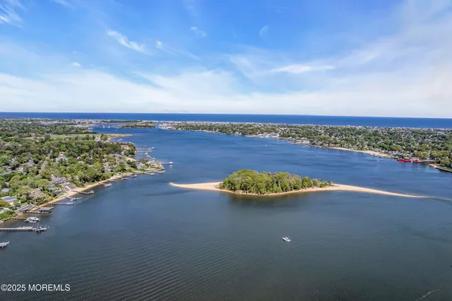 $6,400,000 | 1015 Forrest Road, Brielle, NJ 08730