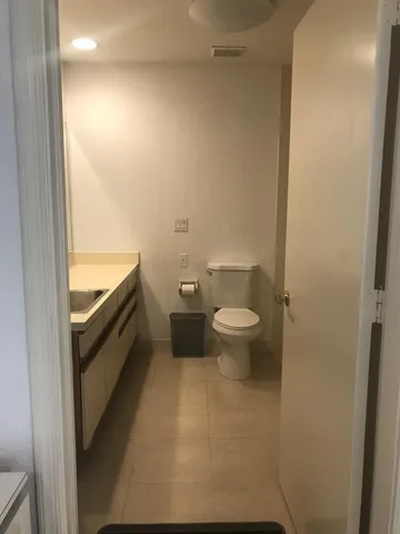 $1,350 | 141 Ipswich Street, Unit 2, Boca Raton, FL 33487