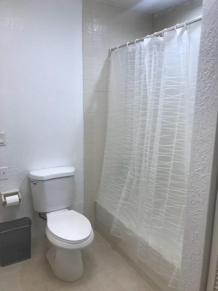 141 Ipswich Street, Unit 2 Boca Raton, FL 33487 - Photo 7 of 8 IMG_4566