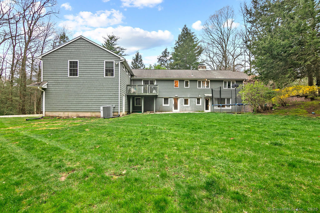 14 Ridgewood Road Avon, CT 06001 - Photo 33 of 35
