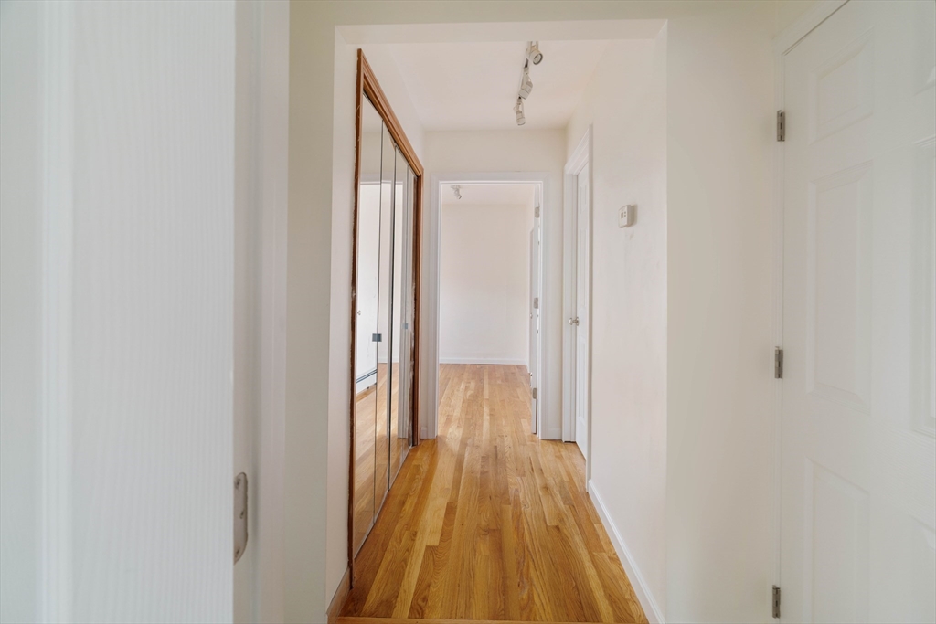 195 Endicott Street, Unit 3 Boston, MA 02113 - Photo 19 of 25