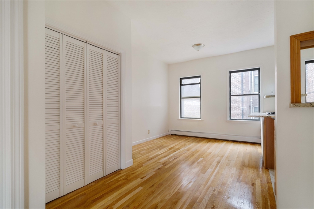 195 Endicott Street, Unit 3 Boston, MA 02113 - Photo 9 of 25