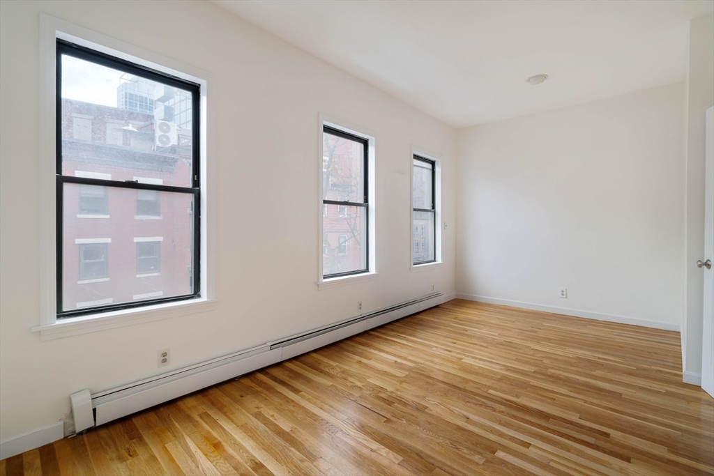 195 Endicott Street, Unit 3 Boston, MA 02113 - Photo 10 of 25