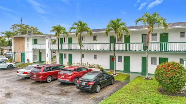$110,000 | 6730 Arbor Drive, Unit 110, Miramar, FL 33023