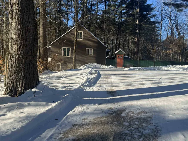 $425,000 | 4 Brookwood Drive, Ossipee, NH 03864