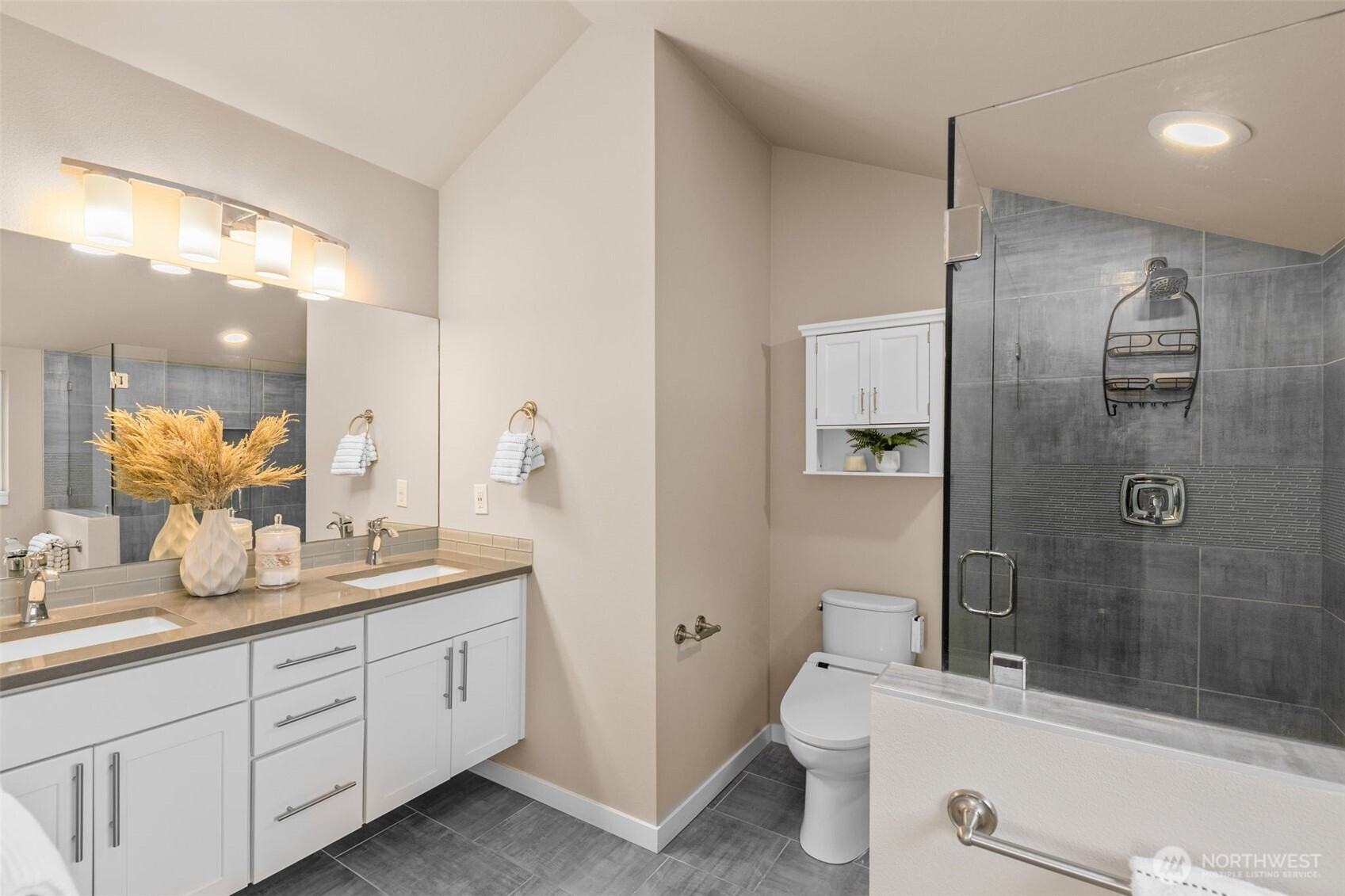 3928 South Findlay Street Seattle, WA 98118 - Photo 19 of 29