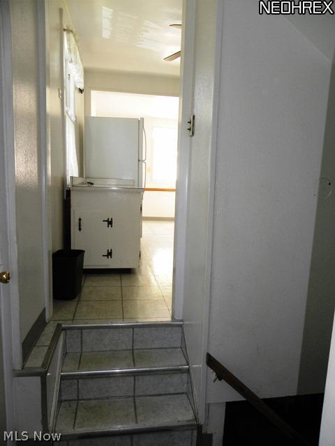 4018 Rosemond Road Cleveland Heights, OH 44121 - Photo 17 of 25 Side entrance leads to either kitchen or lower level.