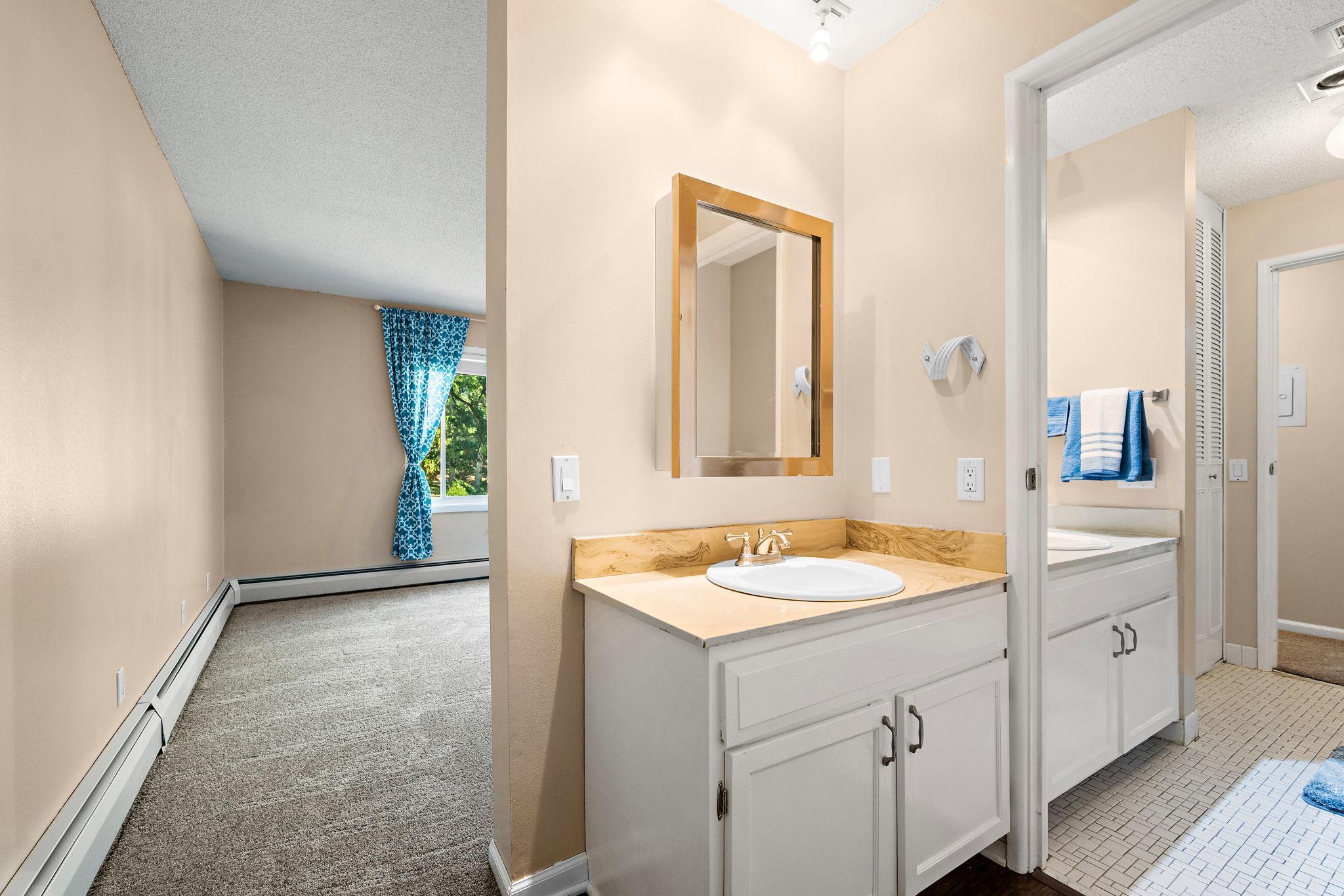 10301 Cedar Lk Road South, Unit 201 Hopkins, MN 55305 - Photo 15 of 32