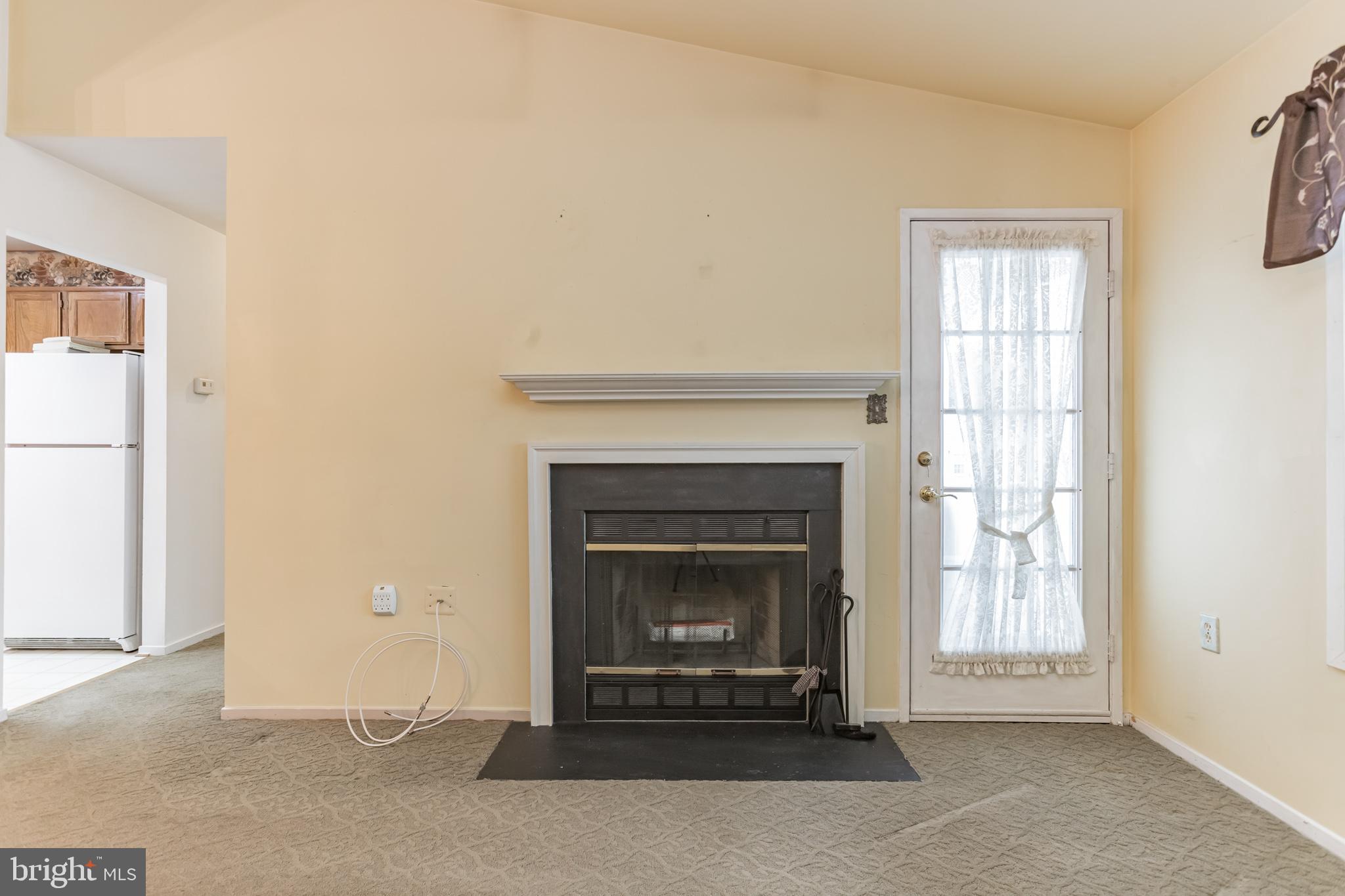 7825 Harrowgate Circle, Unit 144 Springfield, VA 22152 - Photo 8 of 30 Gallery Image 8