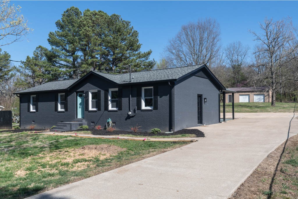 1293 Webb Road Lewisburg, TN 37091 - Photo 3 of 32 Gallery Image 3