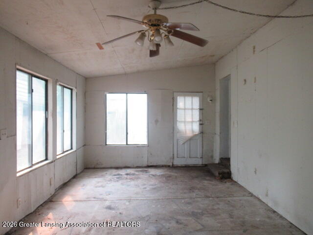 2421 East Cavanaugh Road Lansing, MI 48910 - Photo 7 of 11 IMG_2021