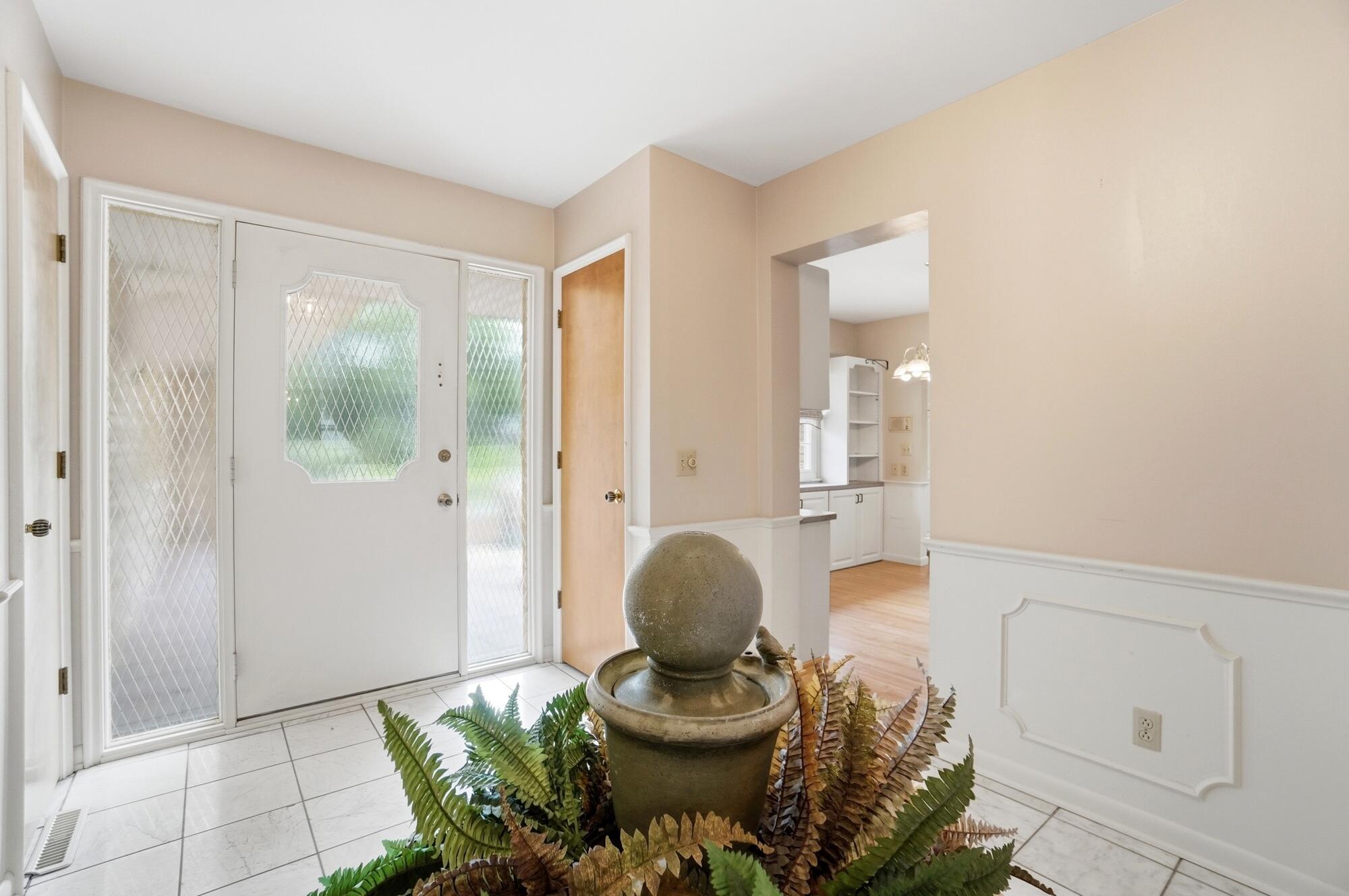 2323 Lilac Drive Springfield, OH 45503 - Photo 12 of 60
