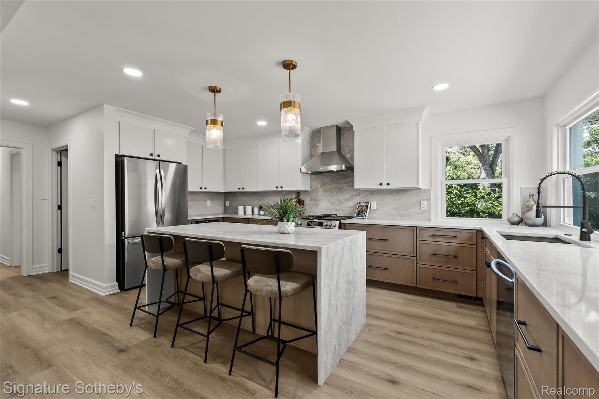 154 South Cranbrook Cross Road Bloomfield Hills, MI 48301 - Photo 6 of 23 11-S Cranbrook-19.jpg