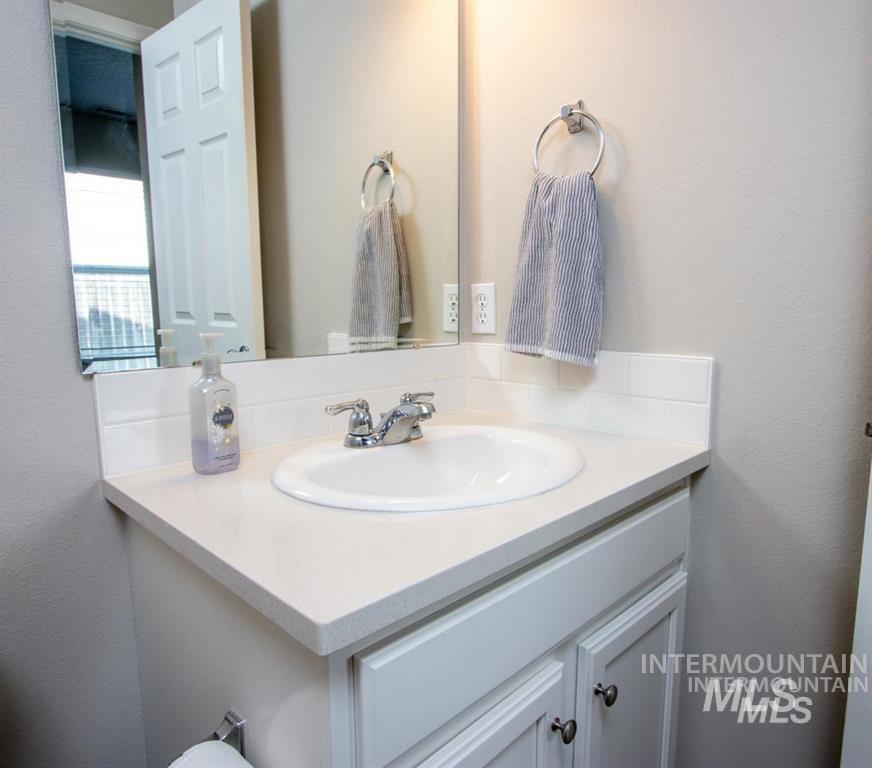 13779 Paraiso Avenue Caldwell, ID 83607 - Photo 9 of 28