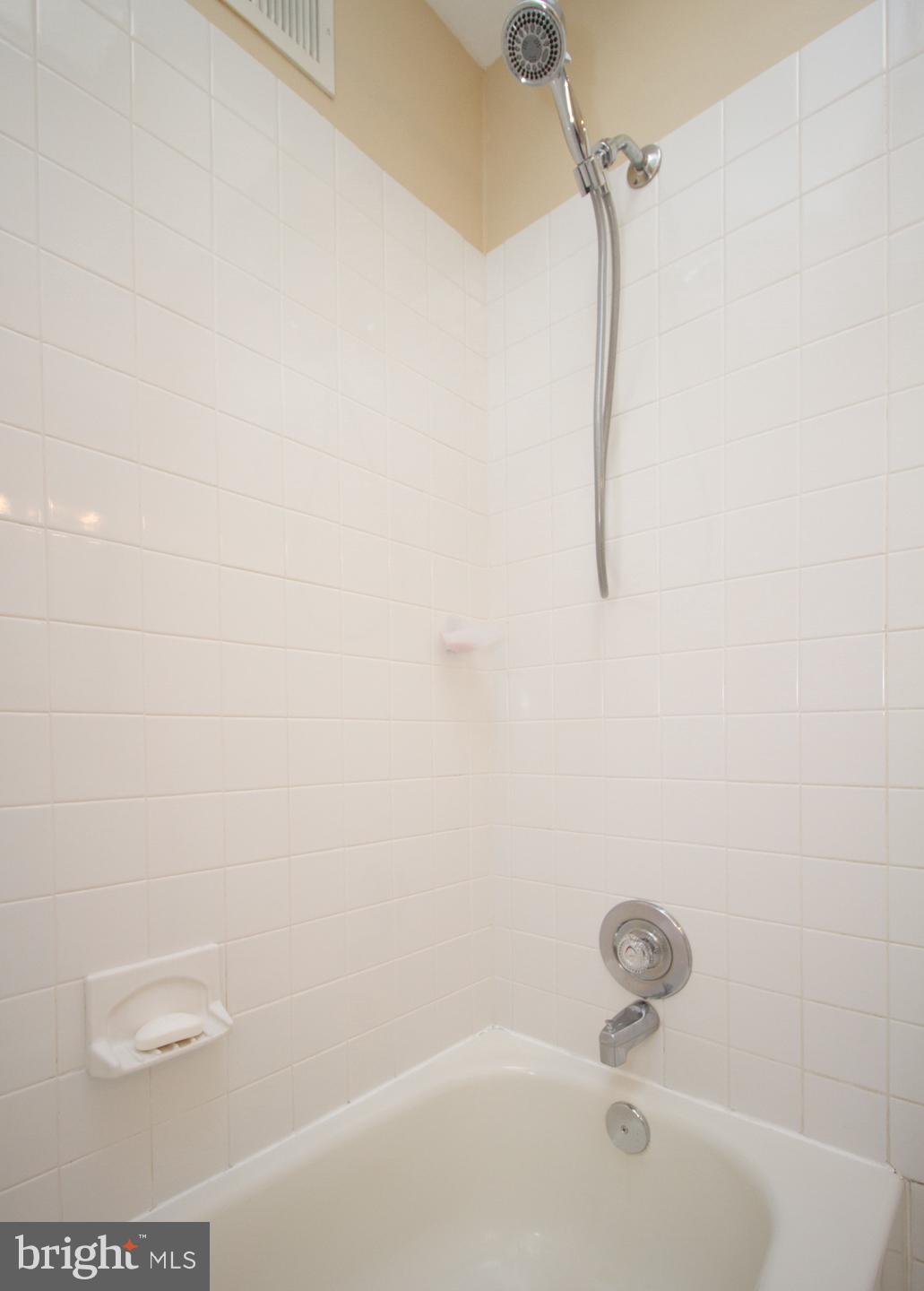 3644 Salina Road Philadelphia, PA 19154 - Photo 26 of 44 Gallery Image 26