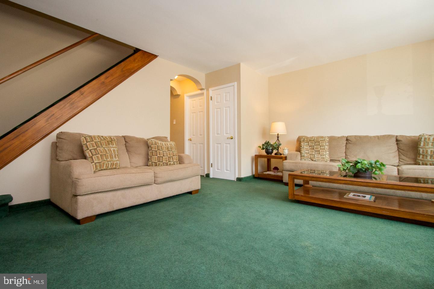 3644 Salina Road Philadelphia, PA 19154 - Photo 5 of 44 Gallery Image 5