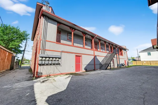 $1,150 | 2316 Freeman Street, Unit 6, Houston, TX 77009