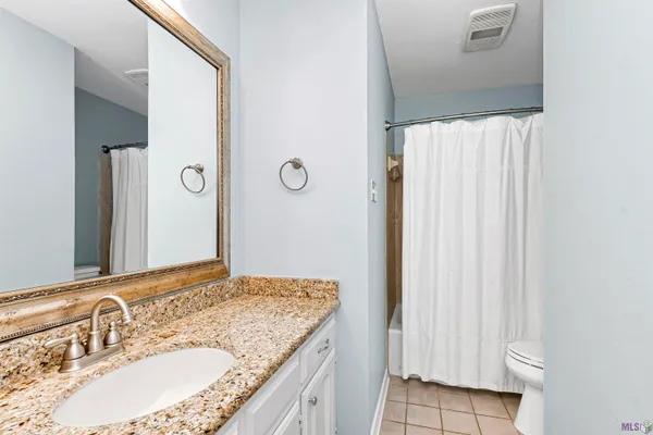 $2,000 | 1336 Bullrush Drive, Baton Rouge, LA 70810