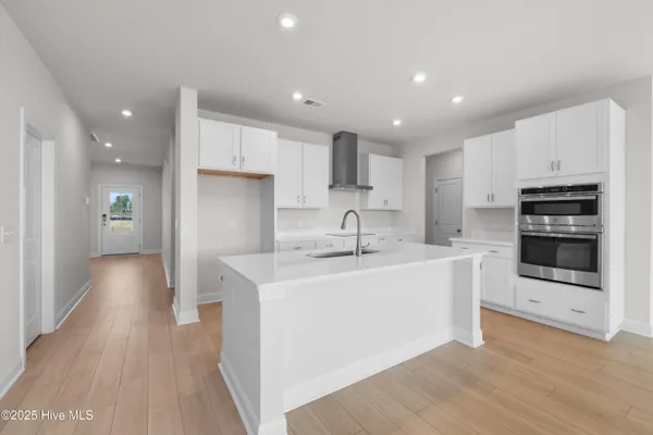 $2,350 | 7418 Linda Vista Lane, Leland, NC 28451