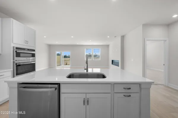 $2,350 | 7418 Linda Vista Lane, Leland, NC 28451