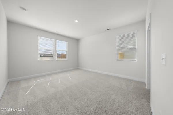 $2,350 | 7418 Linda Vista Lane, Leland, NC 28451