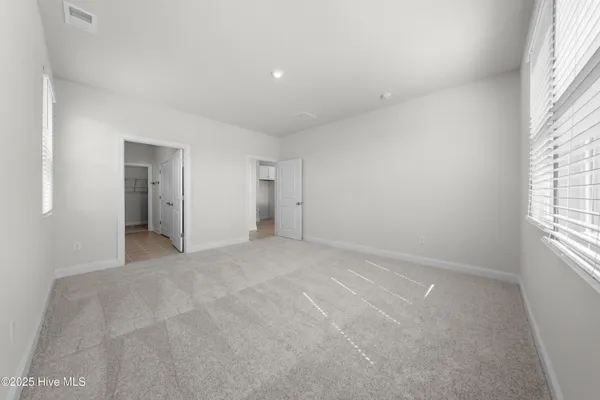 $2,350 | 7418 Linda Vista Lane, Leland, NC 28451