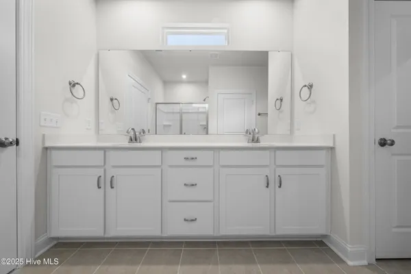 $2,350 | 7418 Linda Vista Lane, Leland, NC 28451