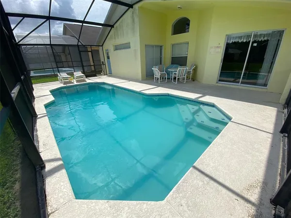 $2,400 | 611 Casterton Circle, Davenport, FL 33897