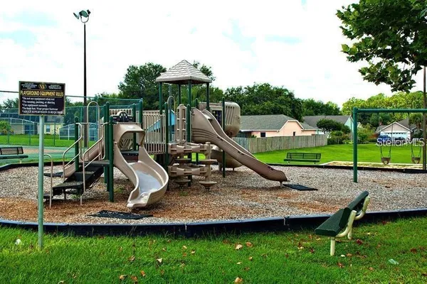 $2,400 | 611 Casterton Circle, Davenport, FL 33897