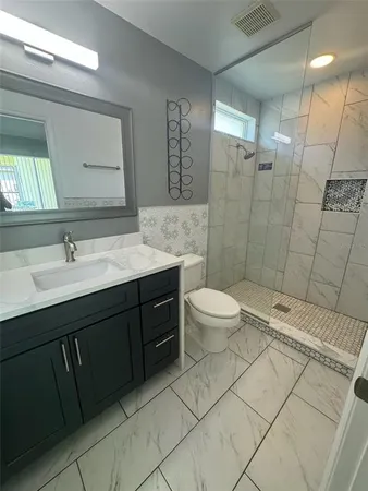 $2,400 | 611 Casterton Circle, Davenport, FL 33897