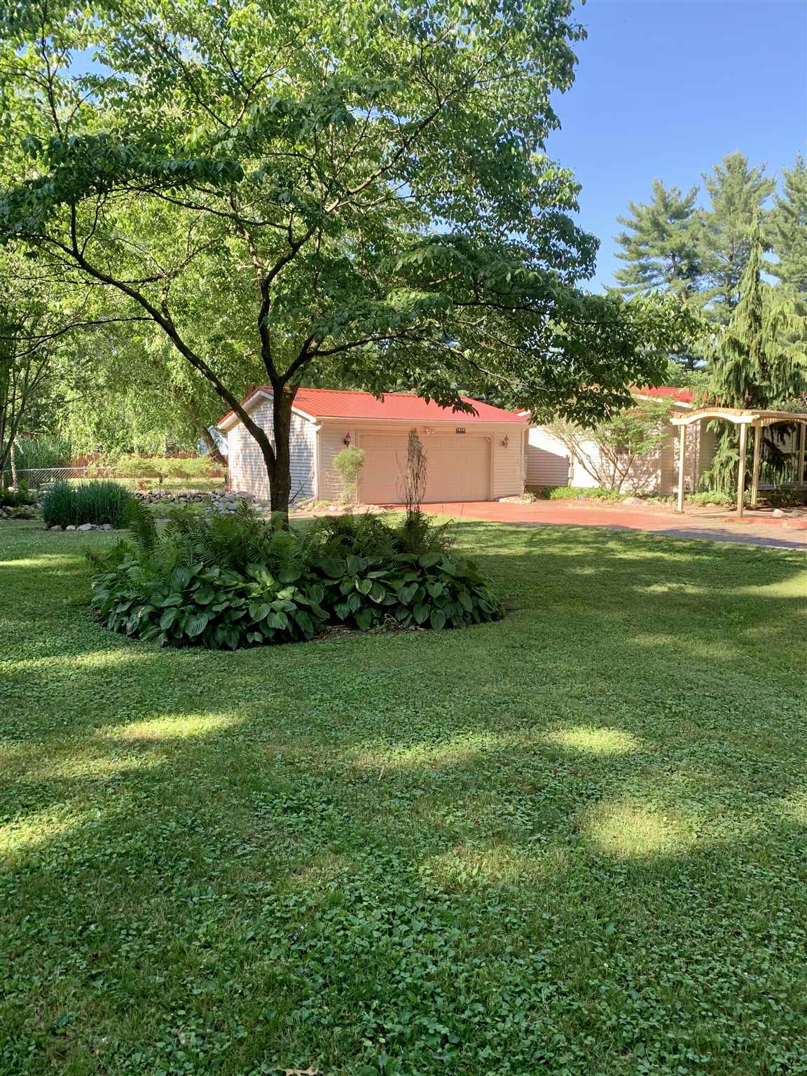 10147 Henry Road Osceola, IN 46561 - Photo 3 of 29 Gallery Image 3