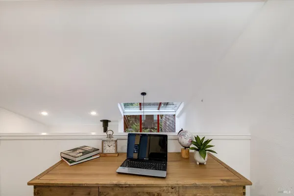 $419,000 | 14094 Sosna Way, Guerneville, CA 95446