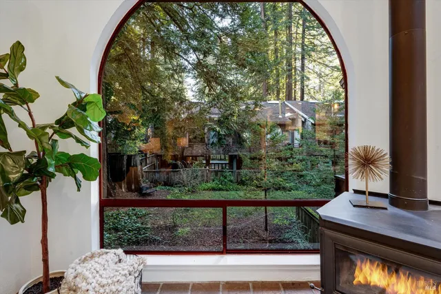 $469,000 | 14094 Sosna Way, Guerneville, CA 95446