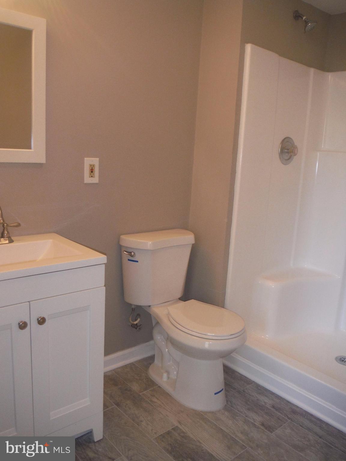 3201 Ripple Road Baltimore, MD 21244 - Photo 18 of 30 upper hall Bath